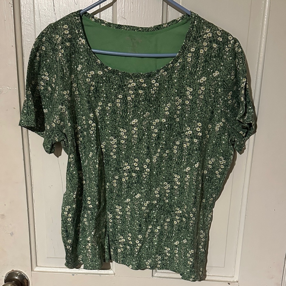 White Stag Green Floral Short Sleeve Tee